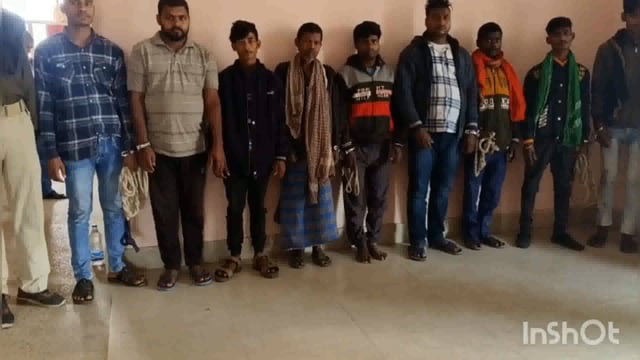 उत्पाद विभाग की टीम ने नगर थाना क्षेत्र समेत अन्य थाना क्षेत्र से आठ शराब कारोबारी समेत दो शराबी को किया गिरफ्तार।