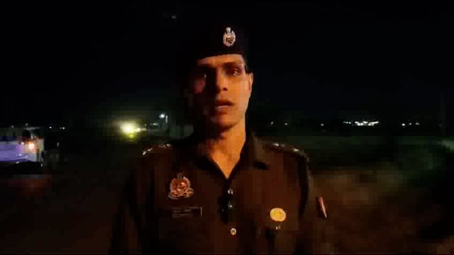  थाना टूंडला क्षेत्र एक व्यक्ति की हत्या की सूचना पर उच्चअधिकारी द्वारा वशिष्ठ पुलिस अध्यक्ष फिरोजाबाद द्वारा दी गई वाइट