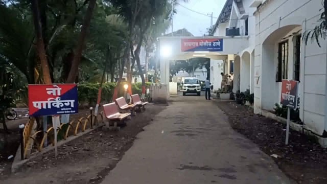 ,तासगाव बस स्थानक चौकात व विटा नाका येथे भरधाव मोटरसायकल चालवल्याप्रकरणी दोघांच्या वर गुन्हे दाखल