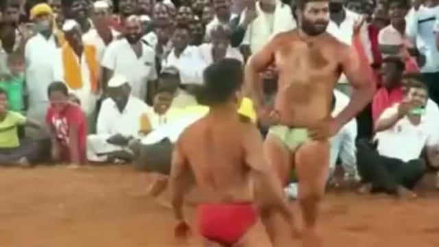 हातनूरला कुस्ती मैदान उत्साहात