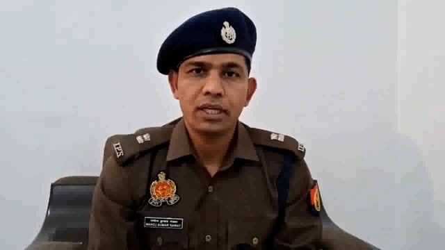 गोंडा कोतवाली नगर क्षेत्र की युवती ने की आत्महत्या मौके पर पहुंची पुलिस ने शव को भेजा पीएम जांच पड़ताल में जुटी पुलिस 