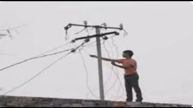 ढ़ाई लाख रुपए से ज्यादा जुर्माना लगाते हुए एक लोगों पर बिजली चोरी कि दर्ज कराई गई प्राथमिकी 