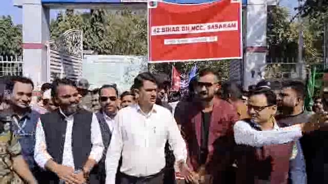 सासाराम में मतदाता जागरूकता रैली निकाली गई 