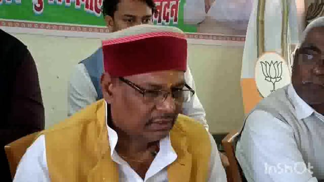 शहर के नया बाजार भाजपा प्रधान कार्यालय में भाजपा प्रदेश प्रवक्ता प्रेम रंजन पटेल के द्वारा प्रेस वार्ता आयोजित।