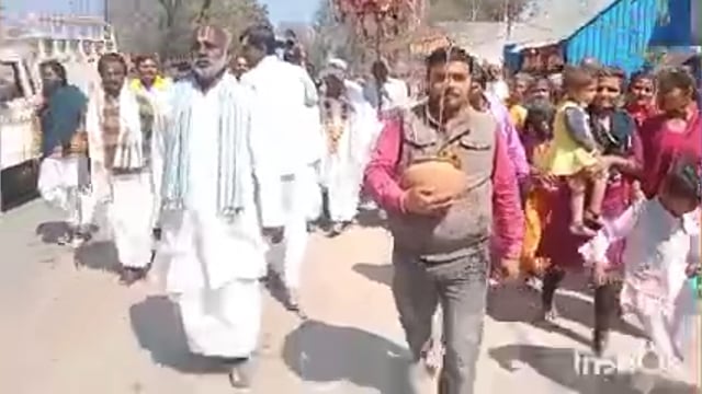 कलश यात्रा निकाली गई आज से शुरू होगा शिव महापुराण कथा