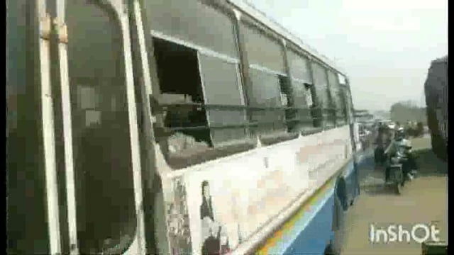 थाना फरह क्षेत्र नेशनल हाईवे से होकर गुजरी बीजेपी नेता तेजवीर चौधरी की भव्य रैली