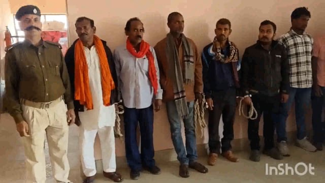 उत्पाद विभाग की टीम ने नगर थाना क्षेत्र समेत अन्य थाना क्षेत्र से दो  शराब कारोबारी समेत छह शराबी को किया गिरफ्तार।