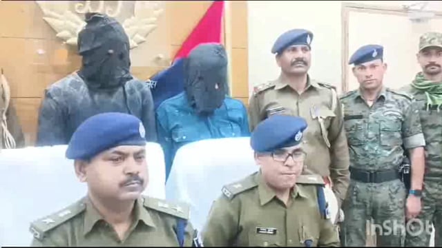 लूट के ट्रक एवं हथियार के साथ तीन अपराधी गिरफ्तार प्रेस वार्ता में एसपी ने दी पूरी जानकारी।