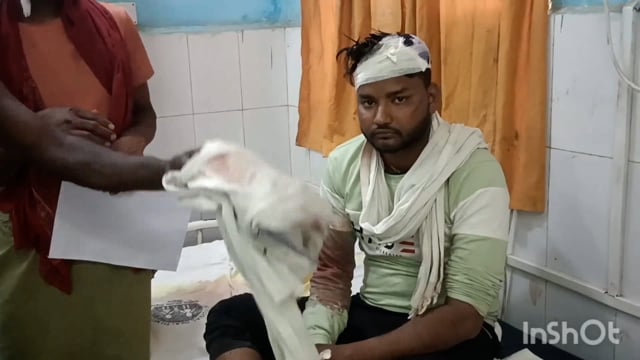 जिले के बन्नू बगीचा थाना क्षेत्र के दाढ़ीसीर गांव में जमीनी विवाद को लेकर हुई जमकर मारपीट में चार लोग हुए घायल।