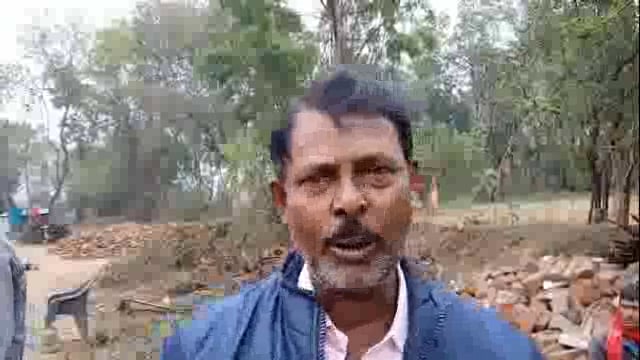 सासाराम वेदा बस पड़ाव से हटाए गए भूमिहीनों को प्रशासन ने छोड़ा उन्हें भरोसे 