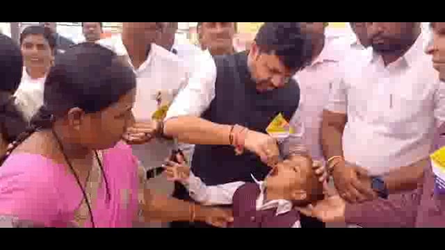 तालुक्यात विविध ठिकाणी पल्स पोलिओ मोहीम,बालकांना दिला पोलिओचा डोस