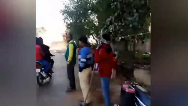 गर्भवती महिला को PHC लेकर जा रही एंबुलेंस खाई में घुसी,बड़ी घटना टली 