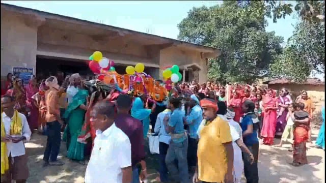 पंसस प्रतिनिधि के पिता की असामयिक निधन पर विधायक सहित प्रखंड के जनप्रतिनिधियों ने किया शोक व्यक्त