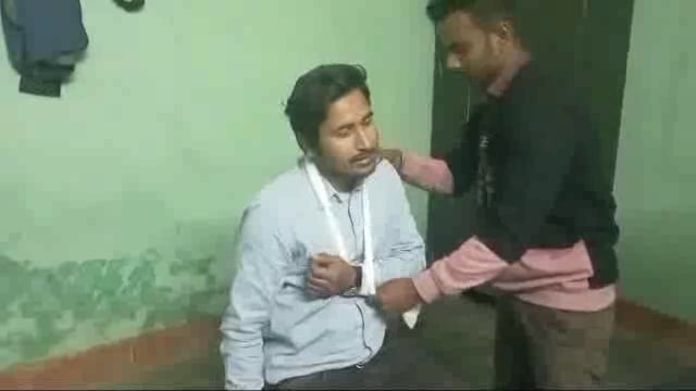 मकदूम्मा गांव के समीप सड़क हादसे में दो अधिकारी गंभीर रूप से हुए जख्मी