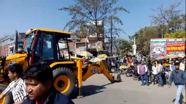 रोहतास बिक्रमगंज में बालू माफियाओं के खिलाफ सड़क जाम 