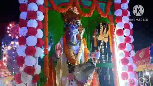 सूर्यगढ़ा स्थित शिव दुर्गा महावीर मंदिर परिसर से बाबा गौरी शंकर धाम के लिए भोलेनाथ का बारात प्रस्थान किया।