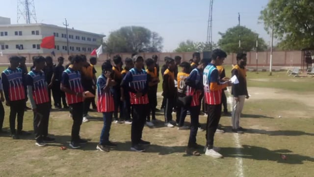 आज थाना फरह के हिन्दुस्तान कालेज मैं उ0 प्र0 के जगह-जगह जगह से छः सूरदास टीमों ने क्रिकेट टूर्नामेंट मैं हिस्सा लिया 