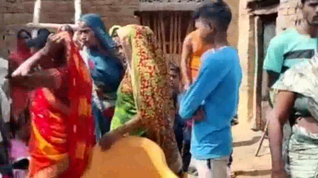 नंदगंज थाना क्षेत्र के बेलासी गांव में अज्ञात  कारणों से घर में लगी आग घर में रखा सारा सामान जलकर हुआ खाक