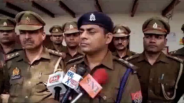 आगामी लोकसभा निर्वाचन एवं त्योहार को देखते हुए फेरी मिलती फोर्स के साथ थाना सदर बाजार क्षेत रुटमार्च के संबंध में सहायक 