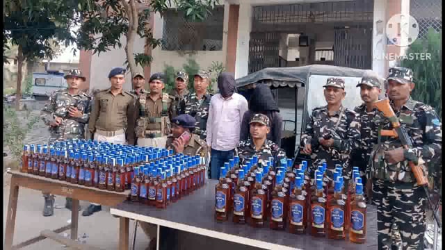 पुलिस ने लौंन्द के श्मशान घाट से 100.5 लीटर विदेशी शराब के साथ दो कारोबारी को किया गिरफ्तार