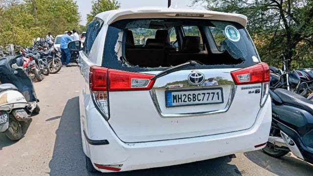 नांदेड उत्तर विधानसभा मतदारसंघाचे आमदार बालाजी कल्याणकर यांची देगाव येथे अज्ञातांनी फोडली गाडी 