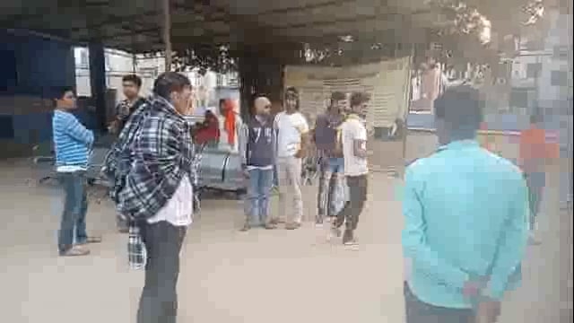 रोहतास के दिनारा इलाके में लड़की के शव मिलने के साथ मचा कोहराम 