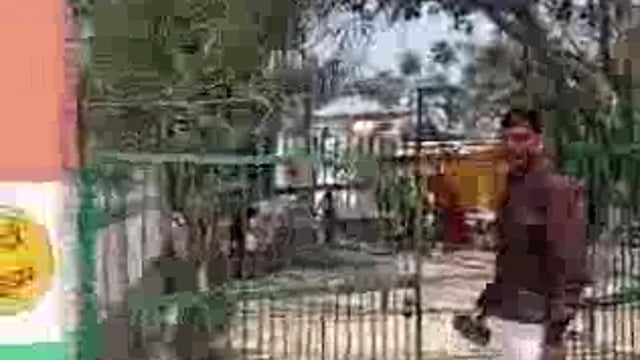 बिहार ब्लॉक के छेवगा प्रधान पति का आरोप प्राथमिक विद्यालय छेवगा के प्रधानध्यापक द्वारा नही मानक पर बनवाया जाता हैं भोजन,