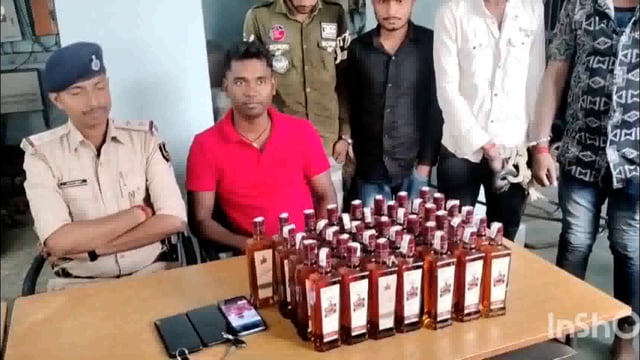 होली पर्व में खपाने के इरादे से कारोबारी लारहे थे शराब पुलिस ने किया कार्यवाई 