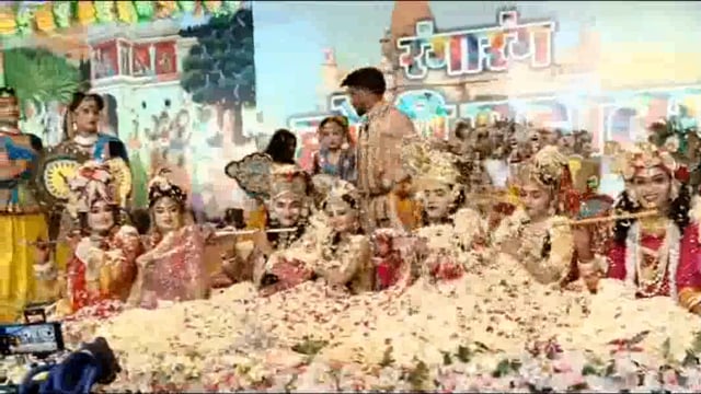 रंग भरनी एकादशी पर श्री कृष्ण जन्म स्थान पर होली का आनंद वर्षा देश-विदेश के श्रद्धालु हुए शामिल