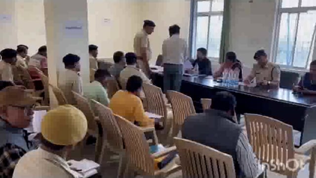 रजौन में सभी सेक्टर पदाधिकारियों की बैठक आयोजित; बूथों पर सारी सुविधाएं उपलब्ध कराने का दिए निर्देश