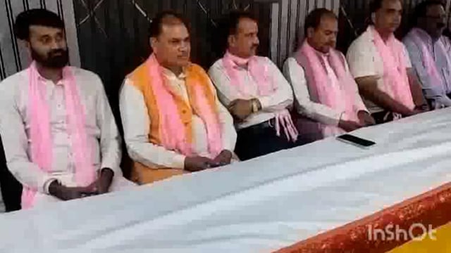 कोसीकला में पत्रकारों ने सर्व समाज के साथ मनाया होली मिलन समारोह