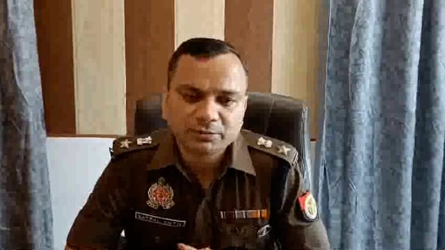 प्रतापगढ़ जिले के पट्टी थानाक्षेत्र के बाइपास नगर पंचायत मोड़ पर 03 अज्ञात पैदल ब्यक्ति द्वारा एक ब्यक्ति को मारी गयी गोली