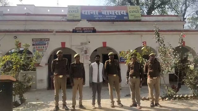 *बाघराय थानाध्यक्ष निकेत भरद्वाज का एक औऱ गुड़ वर्क दुष्कर्म के अभियोग से संबंधित एक अभियुक्त गिरफ्तार कर भेजा गया जेल,