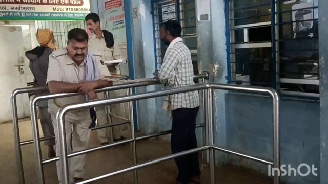 उत्पाद विभाग की टीम ने दुबारा शराब सेवन मामले के अभियुक्त को सदर अस्पताल में मेडिकल जांच बाद भेजा जेल।