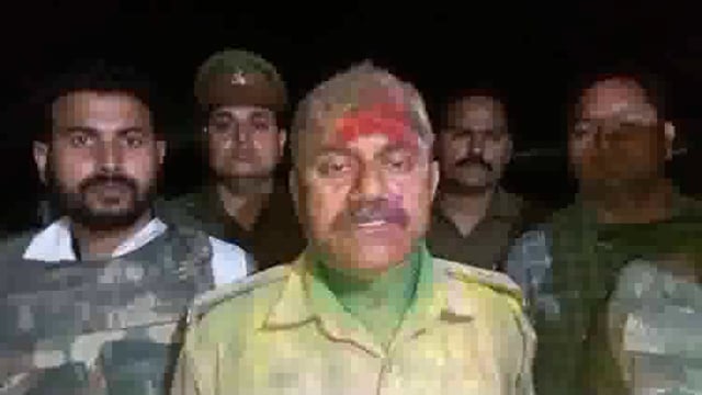 एसपी ऑफिस से चोरी करने वाले बदमाश की हुई पुलिस से मुठभेड़ घायल होने के बाद लिया हिरासत में