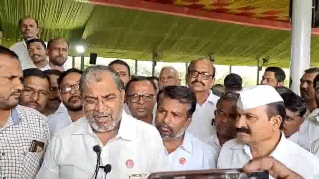 म्हणूनच आम्ही महाविकास आघाडी मधून बाहेर पडलो आहे -राजू शेट्टी