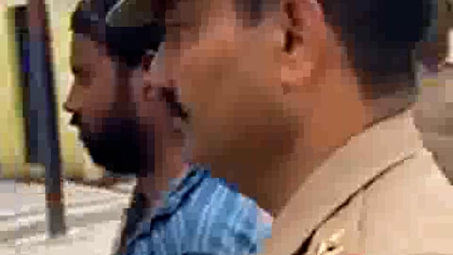 थाना रोजा पुलिस द्वारा एक शातिर हिस्ट्रीशीटर/  जिला बदर अपराधी को अवैध तमन्चा 12 बोर व 01 अदद जिन्दा कारतूस 12 बोर के सा