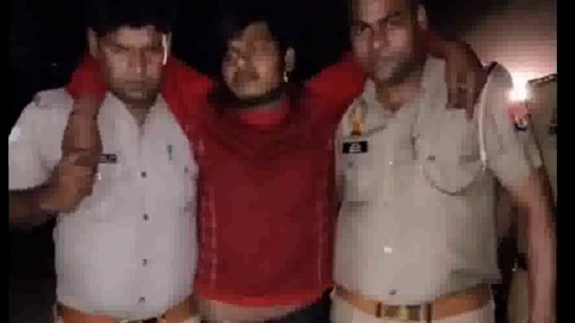 बीती रात जमुनापार पुलिस की शातिर बदमाश से हुईं मुठभेड़,पुलिस की जवाबी कार्यवाही से पैर में लगी गोली।