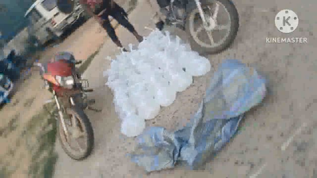 पुलिस ने दो बाइक पर लदा 185 लीटर महुआ किया जप्त, एक धंधेबाज को किया गिरफ्तार