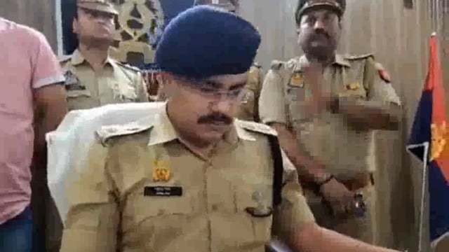 थाना हरी पर्वत पुलिस एवं साइबर सेल आगरा द्वारा संयुक्त कार्रवाई करत हुए पैरा मल्टीफोर्स व अन्य प्रतियोगी डीसीपी जानकारी