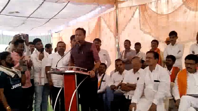 हिंगोली लोकसभेचे उमेदवार हेमंत पाटील यांना भाजपा कार्यकर्त्यांचा विरोध उमेदवार बदलून देण्याची मागणी