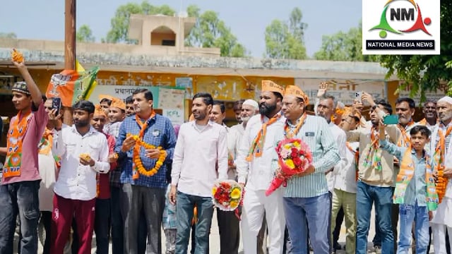 माननीय त्रिवेंद्र रावत जी का मानुबास में सर्व समाज द्वारा जोरदार स्वागत.....