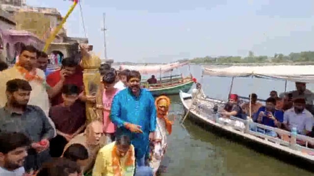 मथुरा भाजपा लोकसभा प्रत्याशी हेमा मालिनी ने किया यमुना महारानी का पूजन कल करेंगी नामांकन