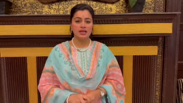 खासदार नवनीत राणा यांना सर्वोच्च न्यायालयाकडून मोठा दिलासा,जात प्रमाणपत्र वैध