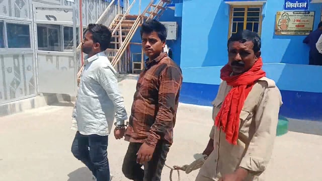 कई कांड के संगीन धाराओं में दर्ज तीन फरार अभियुक्त एवं एक कोर्ट वारंटी को पुलिस ने गिरफ्तार कर भेजा जेल