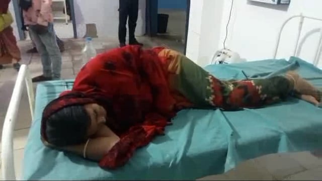 शिउड़ी गांव में अंतर्जातीय विवाह करने पर लड़की समेत घर के चार सदस्यों को लाठी डंडे से प्रहार कर किया जख्मी 