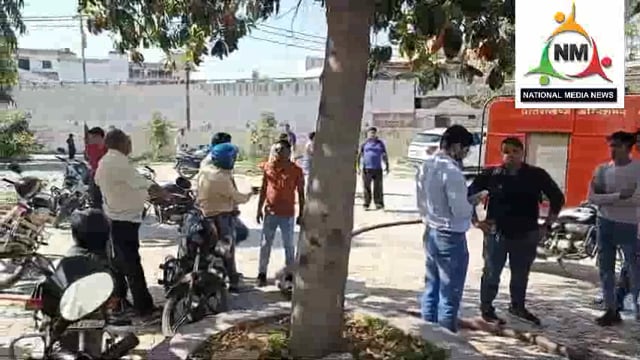 लक्सर बी डी ओ दफ्तर मै लगी आग मचा हड़कंप.....