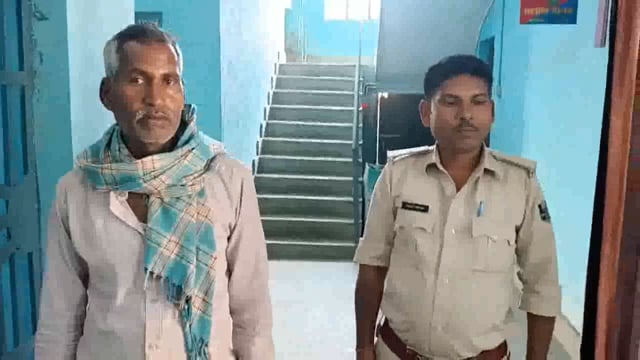 पुनसिया स्टेट बैंक से ऋण लेकर ऋण चुकता नहीं करने वाले श्रीपाथर गांव निवासी ऋणधारक को धोरैया पुलिस ने किया गिरफ्तार 