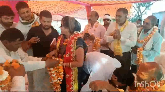 ब्रज की बेटी व निर्दलीय प्रत्याशी शिखा शर्मा ने किया बरसाना नगर पंचायत के चिकसोली गांव में जनसंपर्क 