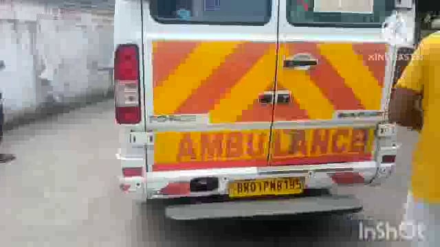 सूर्यगढ़ा -दो बाइक की आमने-सामने की टक्कर में एक बाइक पर सवार तीन व्यक्ति हुए जख्मी इलाज के बाद  रेफर सदर लखीसराय।